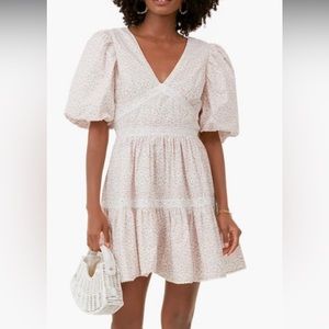 NWT hyacinth house by Tuckernuck